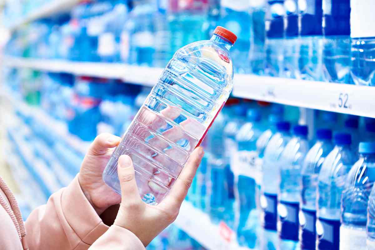 bottiglie di plastica nuove